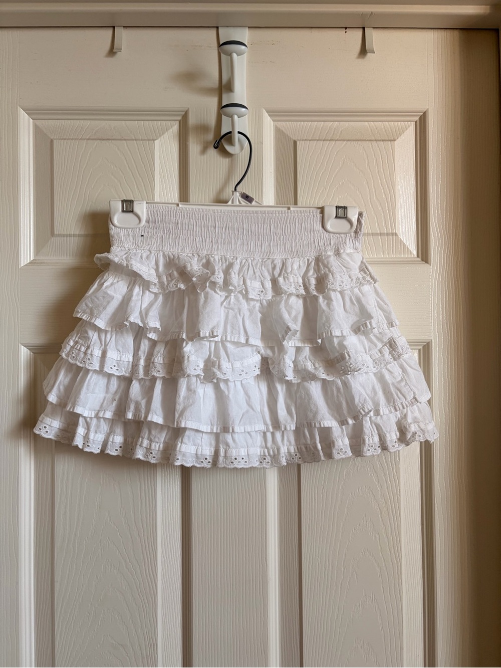 Abercrombie & Fitch White Tiered Ruffle Mini Skirt